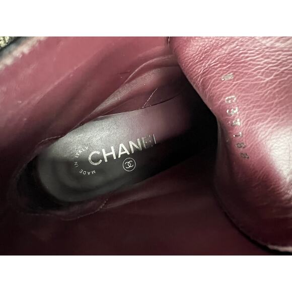 Chanel Crackled Calfskin CC Cap Toe Velvet Pearl Combat Boots in Black - Picture 14 of 16